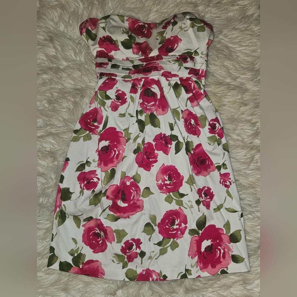 DEB Floral Strapless Fit & Flare Dress – Size 11 – Pink Rose Print with Pockets
